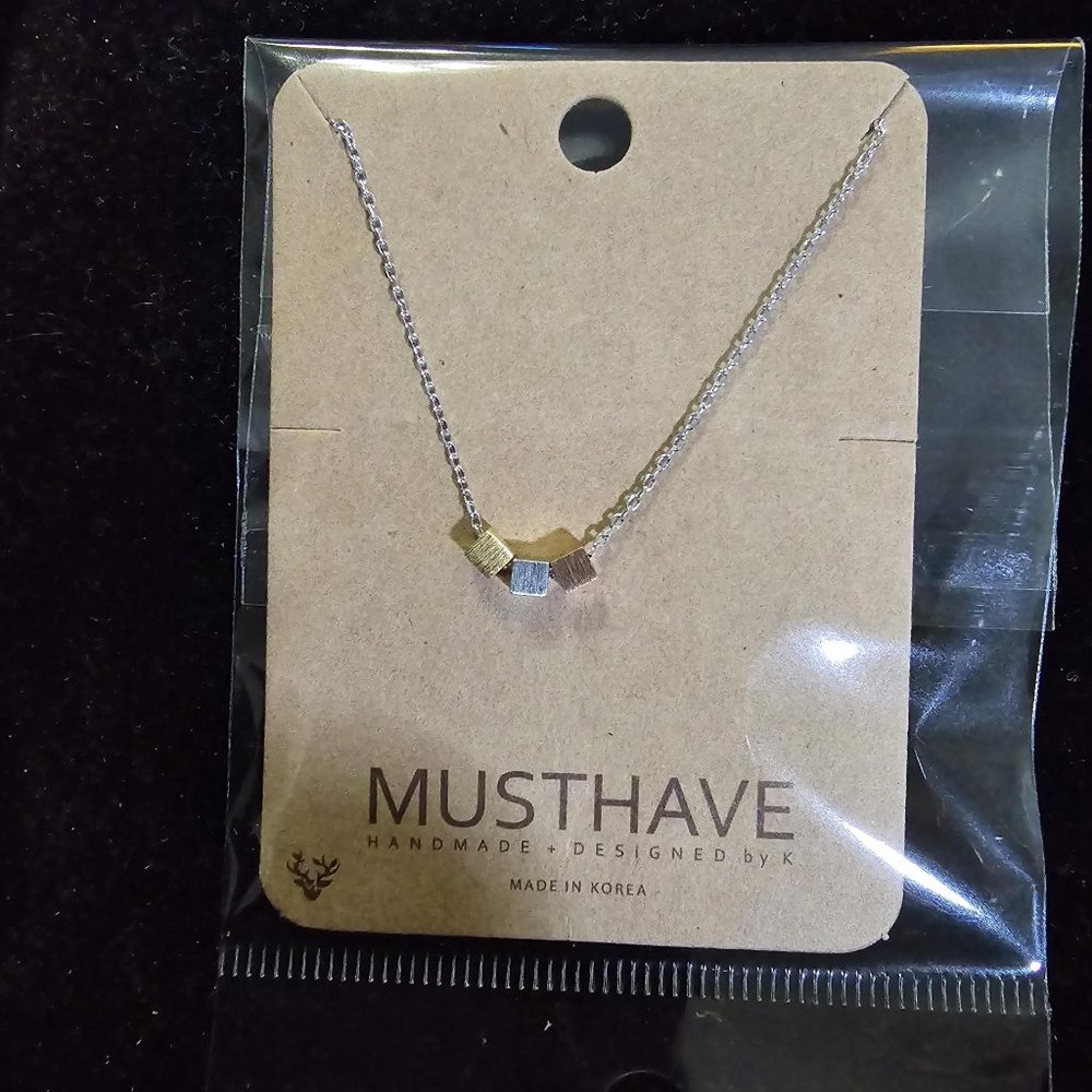NWOT Must Have Small Cubes Tri-Color Charm Necklace